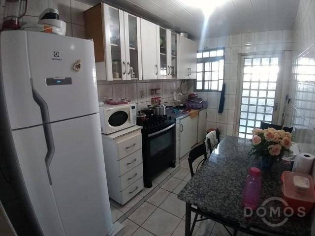 Vendo Sobrado com 4 Casas e 1 Loja - Foto 18