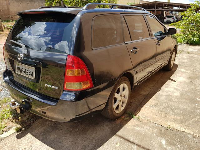 Toyota corolla fielder 2004/2005