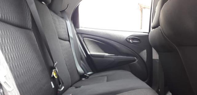 TOYOTA ETIOS 1.3 X 16V AUTOMATICO - Foto 7