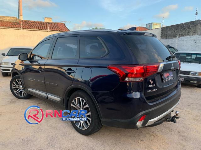 OUTLANDER 2017/2018 2.0 COMFORT 16V GASOLINA 4P AUTOMÁTICO - Foto 4