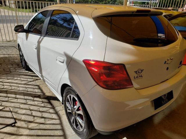 Onix LT 1.0 2014 C/MyLink - Foto 2
