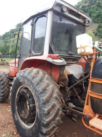 Trator MF5275 | Ano 2003 - Foto 2