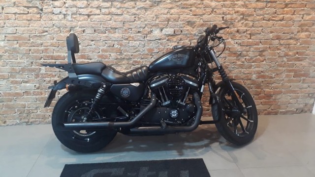 HARLEY DAVIDSON XL 883 N **A CUSTOM QUE VC PROCURA**