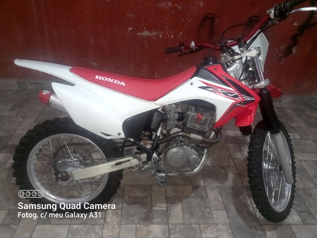 CRF 230 TOP !!! ANO 2015 VALOR 11.000 $