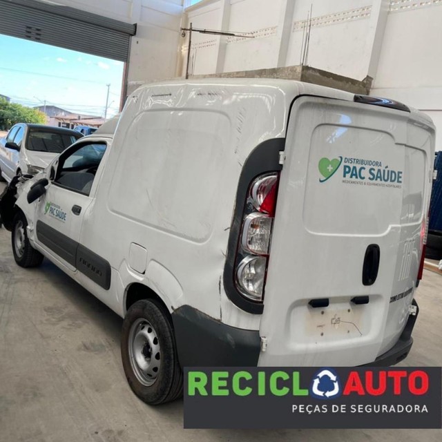 Sucata de fiorino 2019 1.4 completa para retirada de peças  - Foto 3