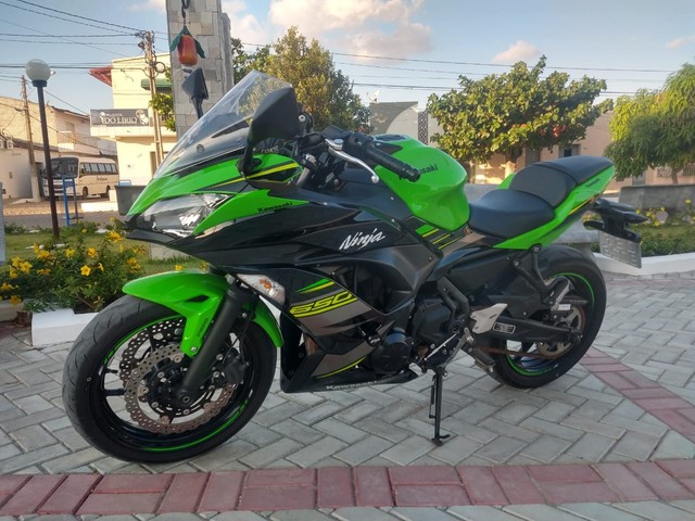 KAWASAKI NINJA 650 CC 2020