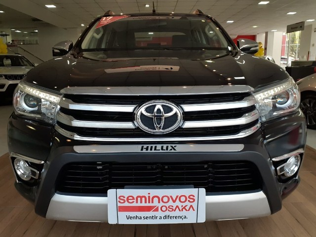 TOYOTA HILUX 2.8 SRX 4X4 CD 16V DIESEL 4P AUTOMATICO