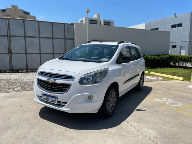 GM CHEVROLET SPIN 1.8 2015 AUTOMÁTICA 7 LUGARES COM GÁS