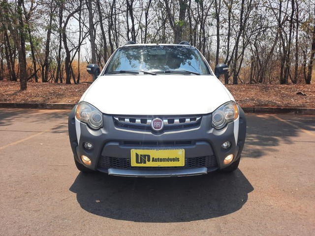 FIAT STRADA ADVENTURE CD 2014