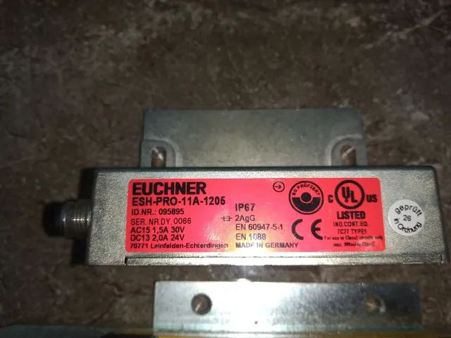 Barato Chave De Segurança EUCHNER Stp3a-4131a024m