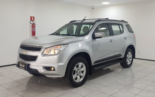 Trailblazer TrailBlazer LTZ 2.8 em Ribeirão Preto Diesel 14/15 Prata -  Veículos da MV Automóveis