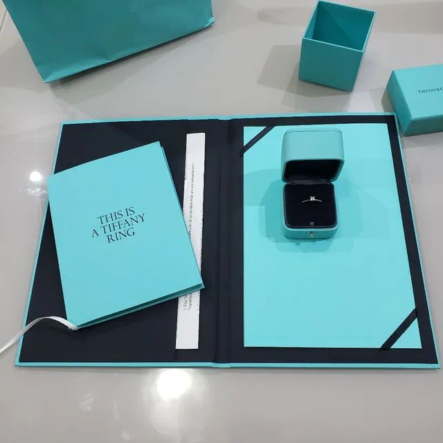 Anel Tiffany & Co. com Diamante e Garantia Vitalícia - Foto 4