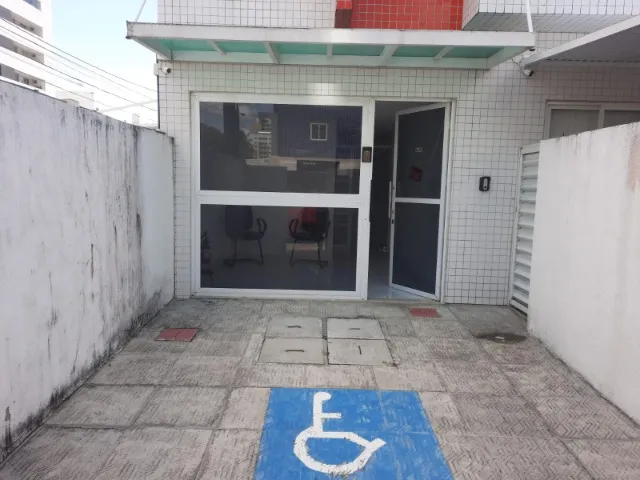 Excelente localização - Sala Comercial nos Bancários.