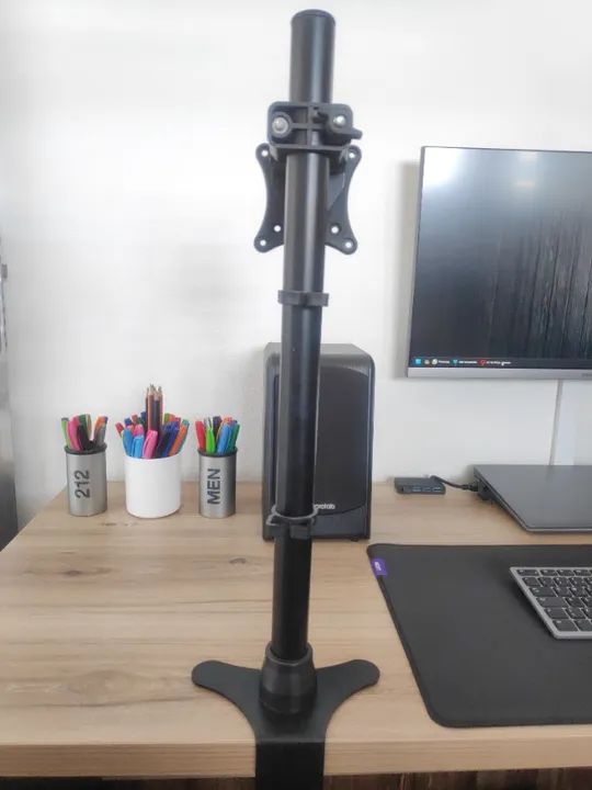 Suporte de mesa para monitor/TV até 27" Avatron