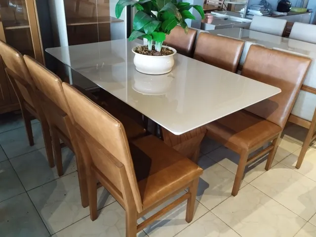 Mesa de jantar nova completa com 6 cadeiras de madeira maciça