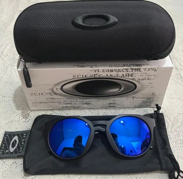 Óculos de Sol Oakley Hstn Matte Black/Lente Blue Iridium