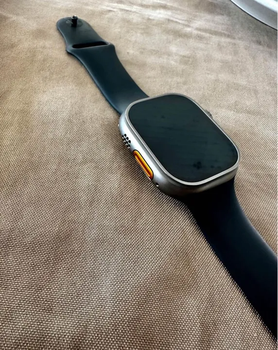 Apple Watch ULTRA Titânio