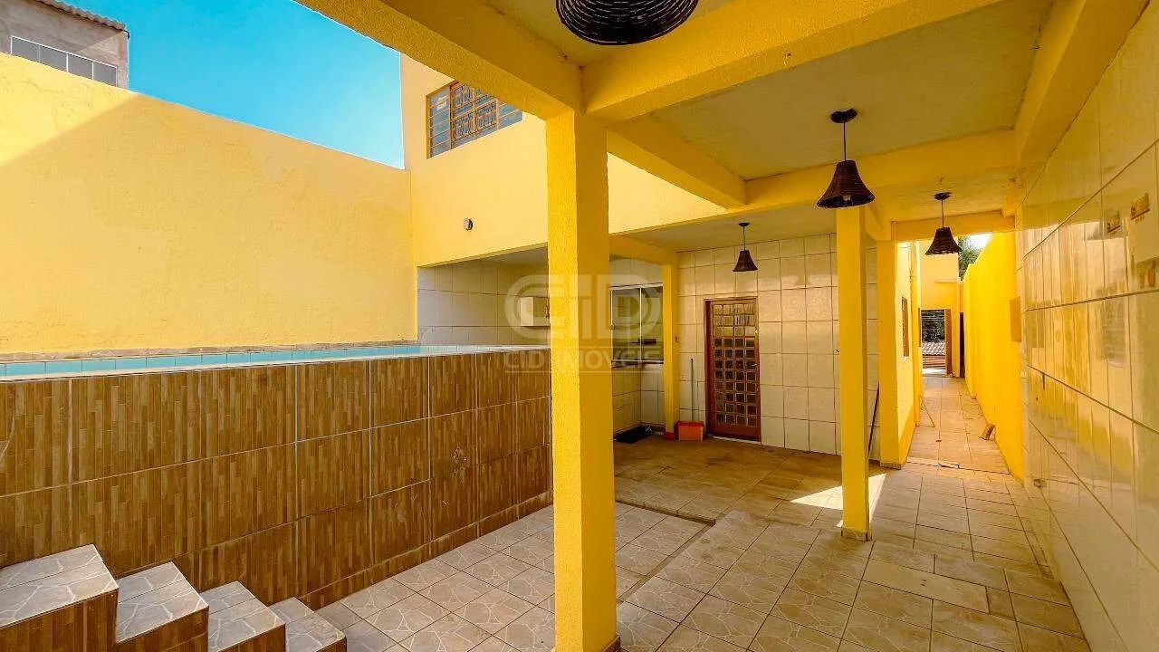 Sobrado á Venda no bairro Areão - Foto 4