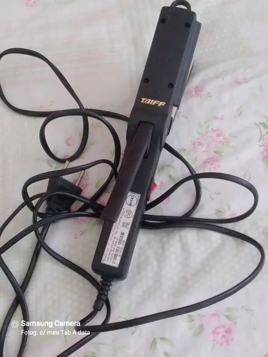 Prancha para cabelos da taiff bivolt 