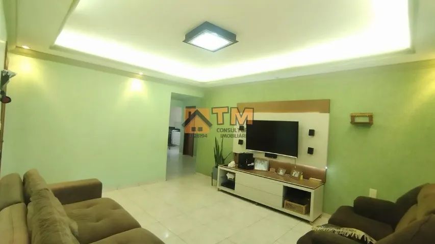 Maravilhoso Sobrado com 6 Quartos, Suites