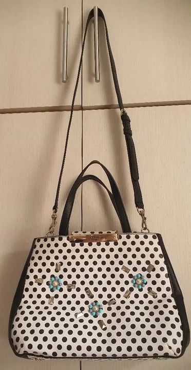 Bolsa Guess em Poá com Detalhes - Original - Foto 4