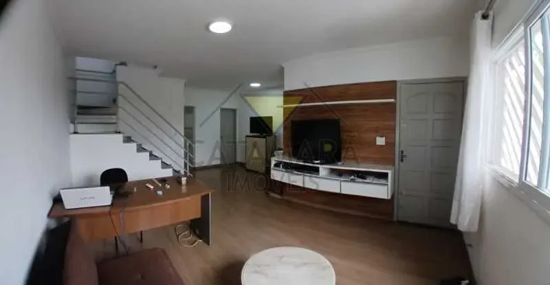 Sobrado à Venda no Mogi Moderno, Mogi das Cruzes - SP.