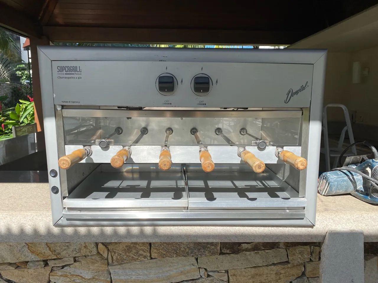 Churrasqueira Supergrill 6 Espetos - Foto 2