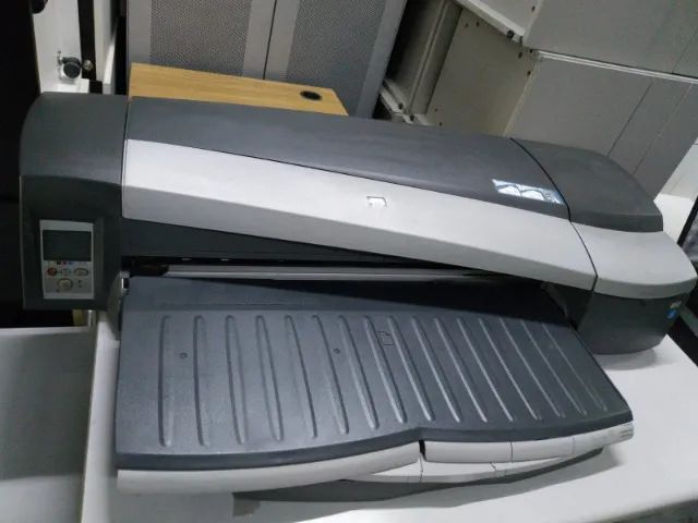 Impressora  HP Plotter Designjet 130 - Foto 2
