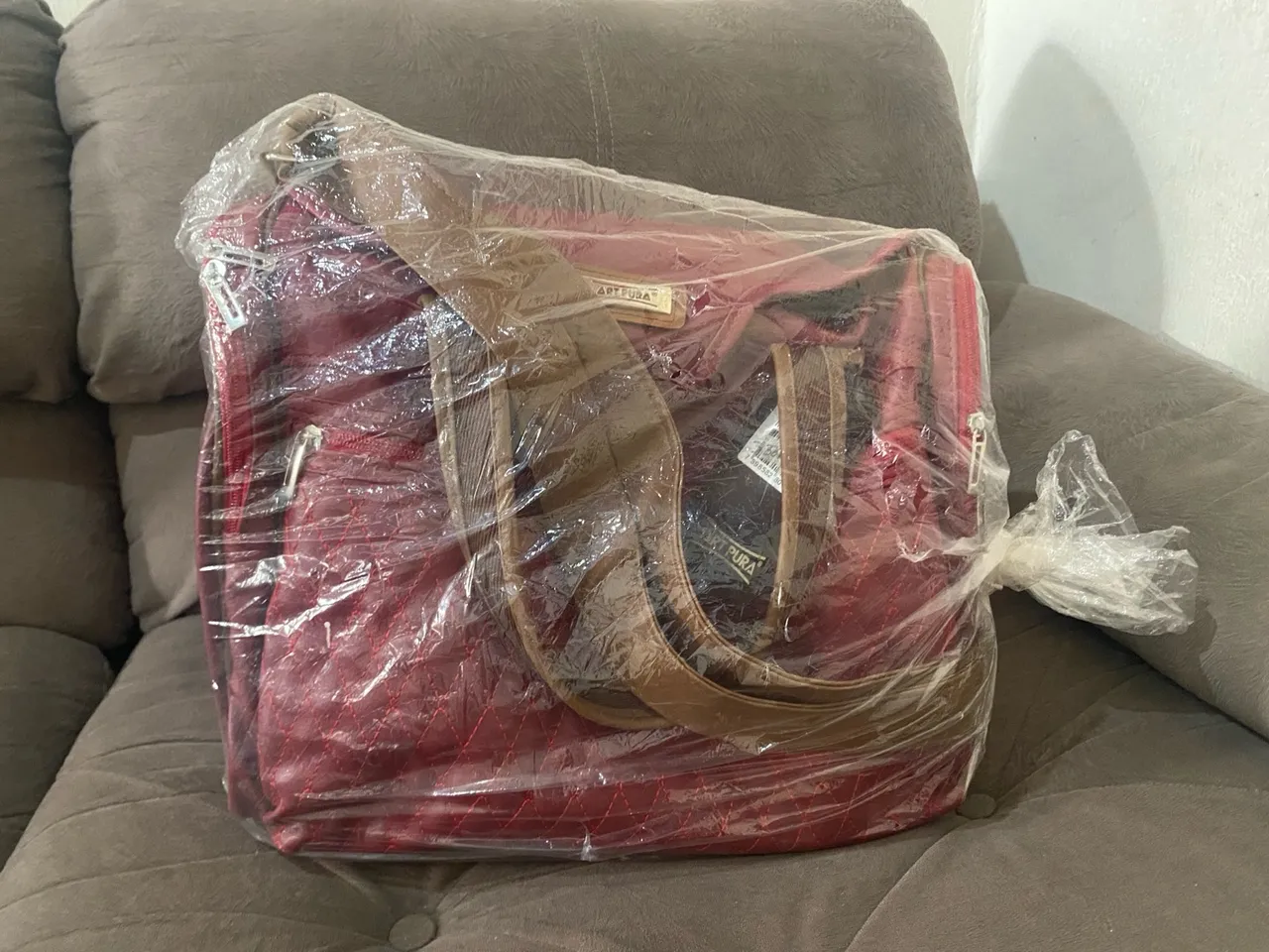 Bolsa de Bebê da marca art pura Vermelha Nova na Embalagem
