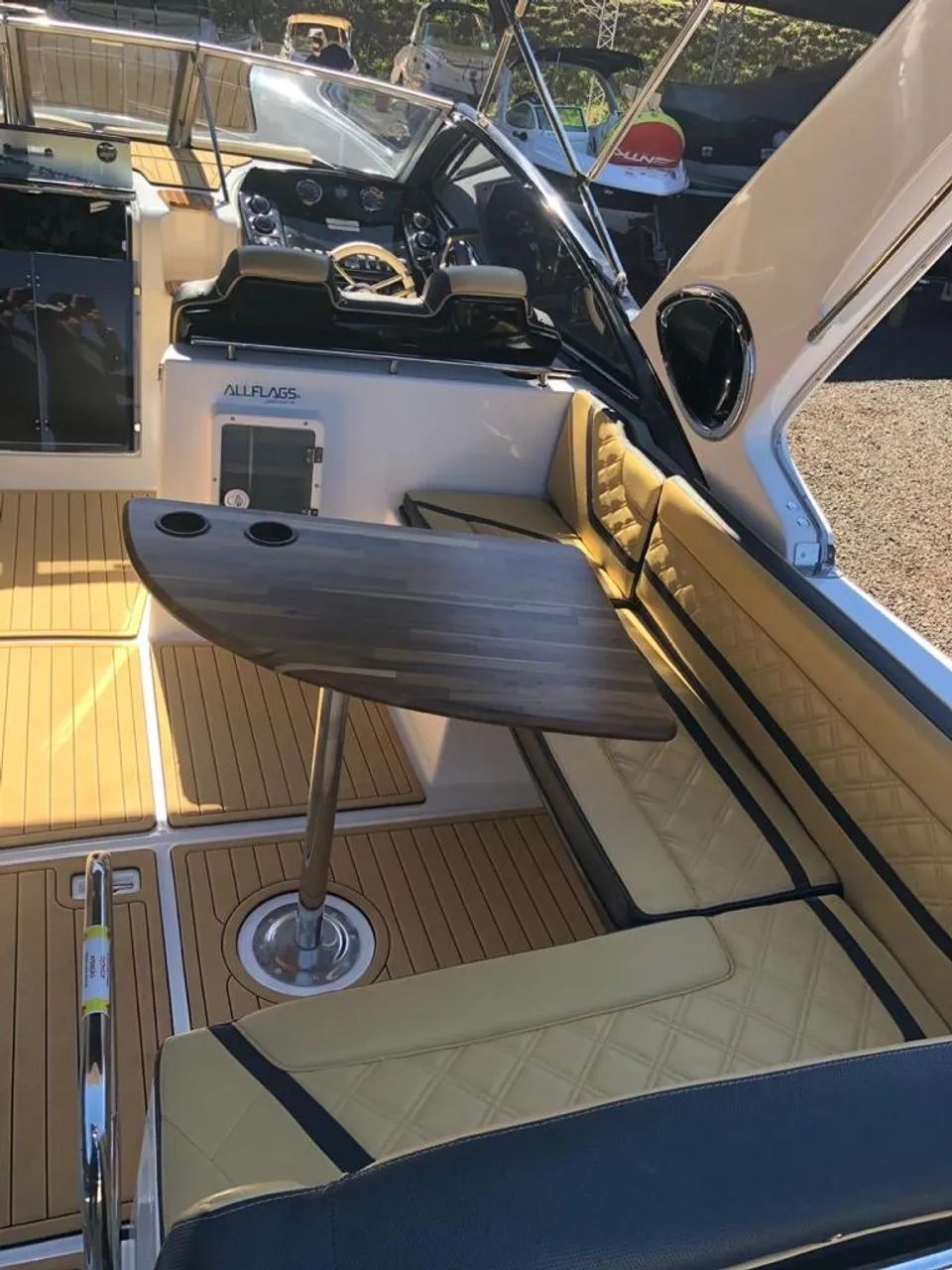 Lancha Focker 305 Black Edition 2019 - Foto 3