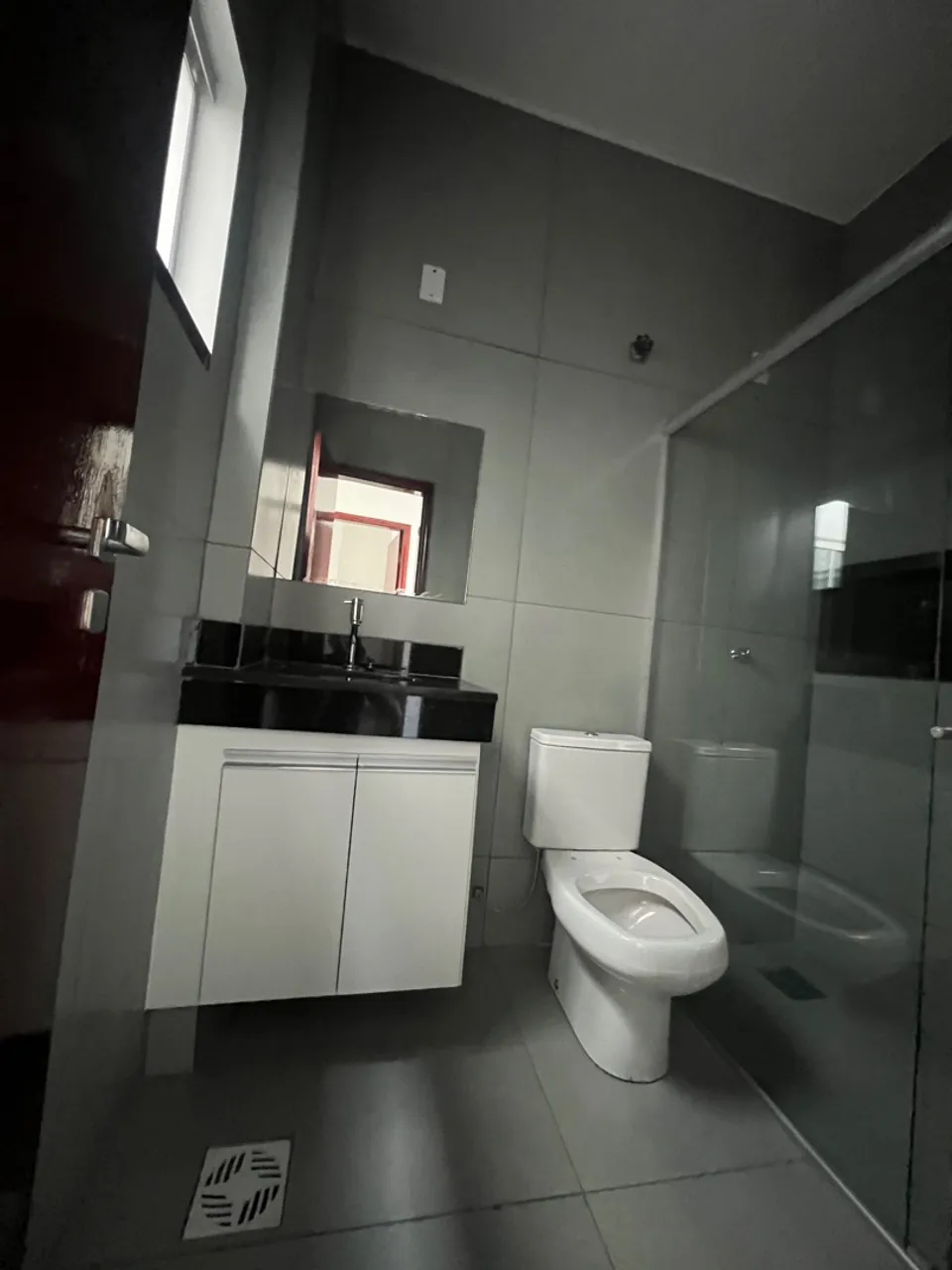 Aluga-se apartamento 