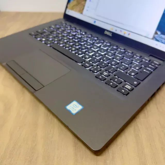 QUEIMA DE ESTOQUE - Notebook Dell - Intel Core i5 8th /8gb RAM /256gb SSD /Tec. retroilumi - Foto 3
