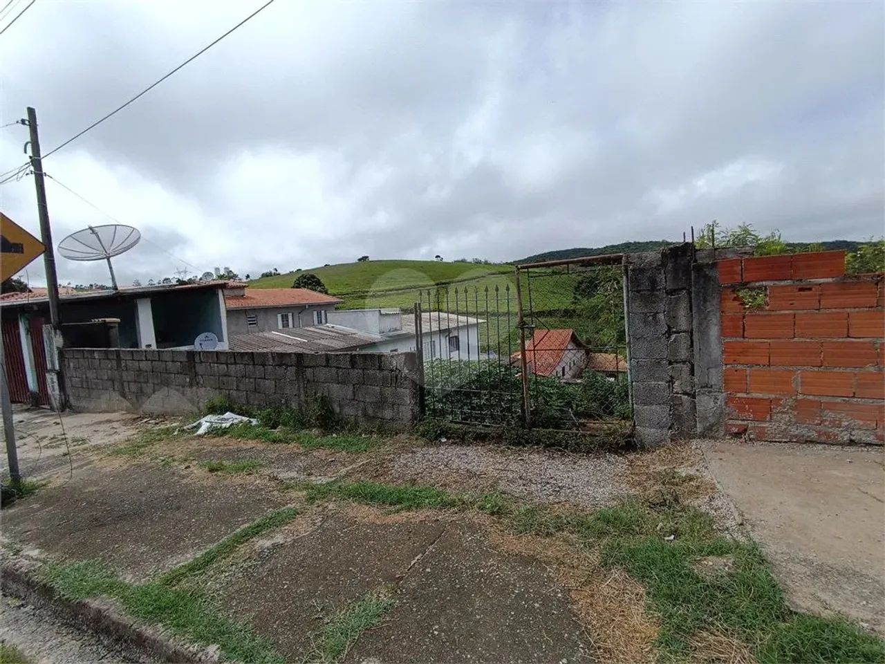 Terreno de 311 m² - Foto 4