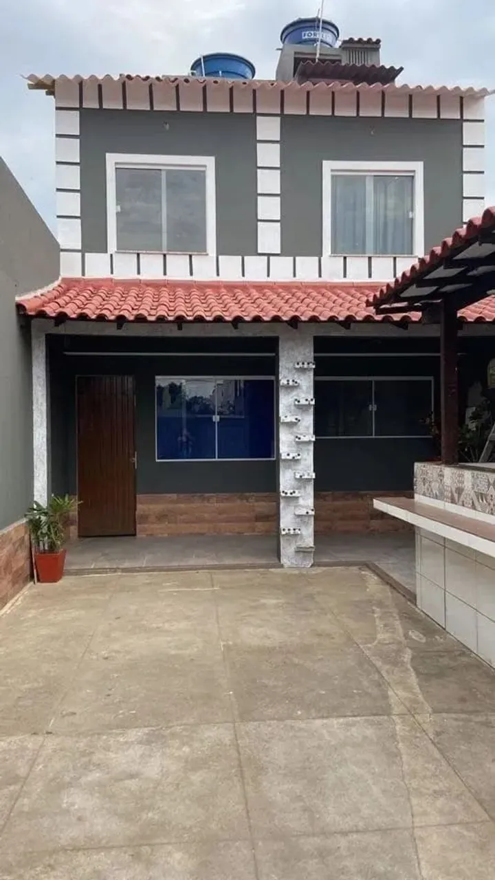 Linda Casa Duplex à Venda no Novo Jockey 3 Quartos, Área Gourmet e Garagem para 4 Carros