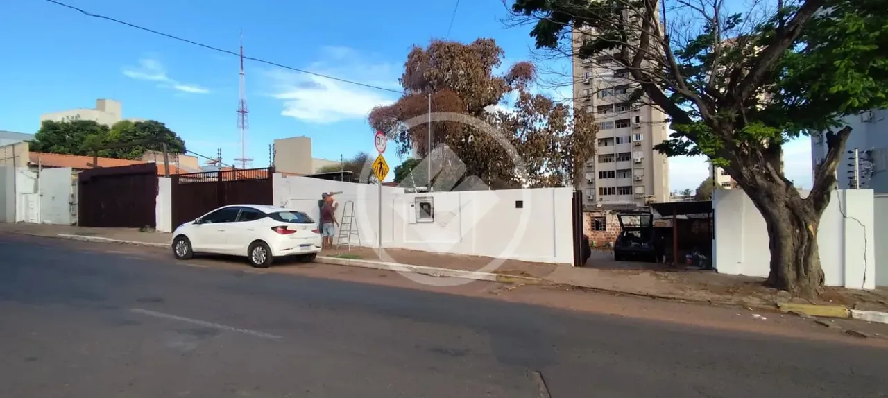 Imóvel Comercial com 1.765m² no centro de Cuiabá (MT) para venda ou incorporação - Valor R