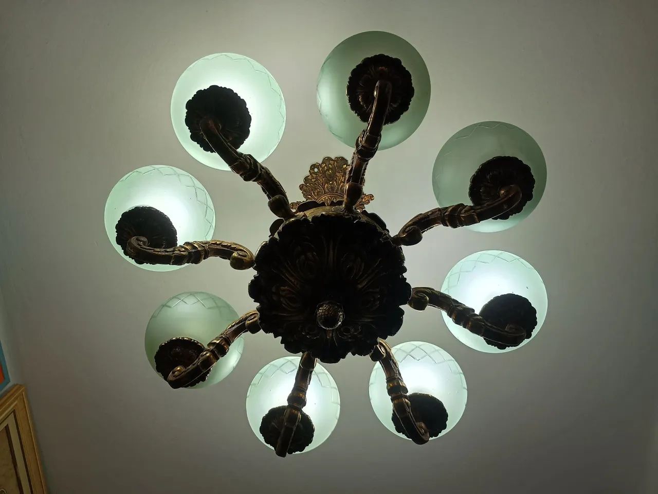 Lustre de puro Bronze Antigo  - Foto 3