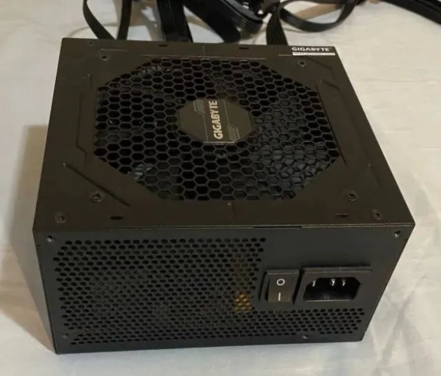 Fonte P850GM Gigabyte  - Foto 2