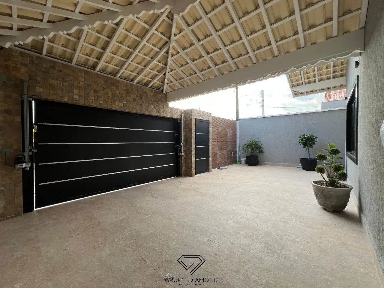 CASA COM PISCINA, 4 SUITES SENDO 1 MASTER PARA VENDA NA VILA CAIÇARA - Foto 4