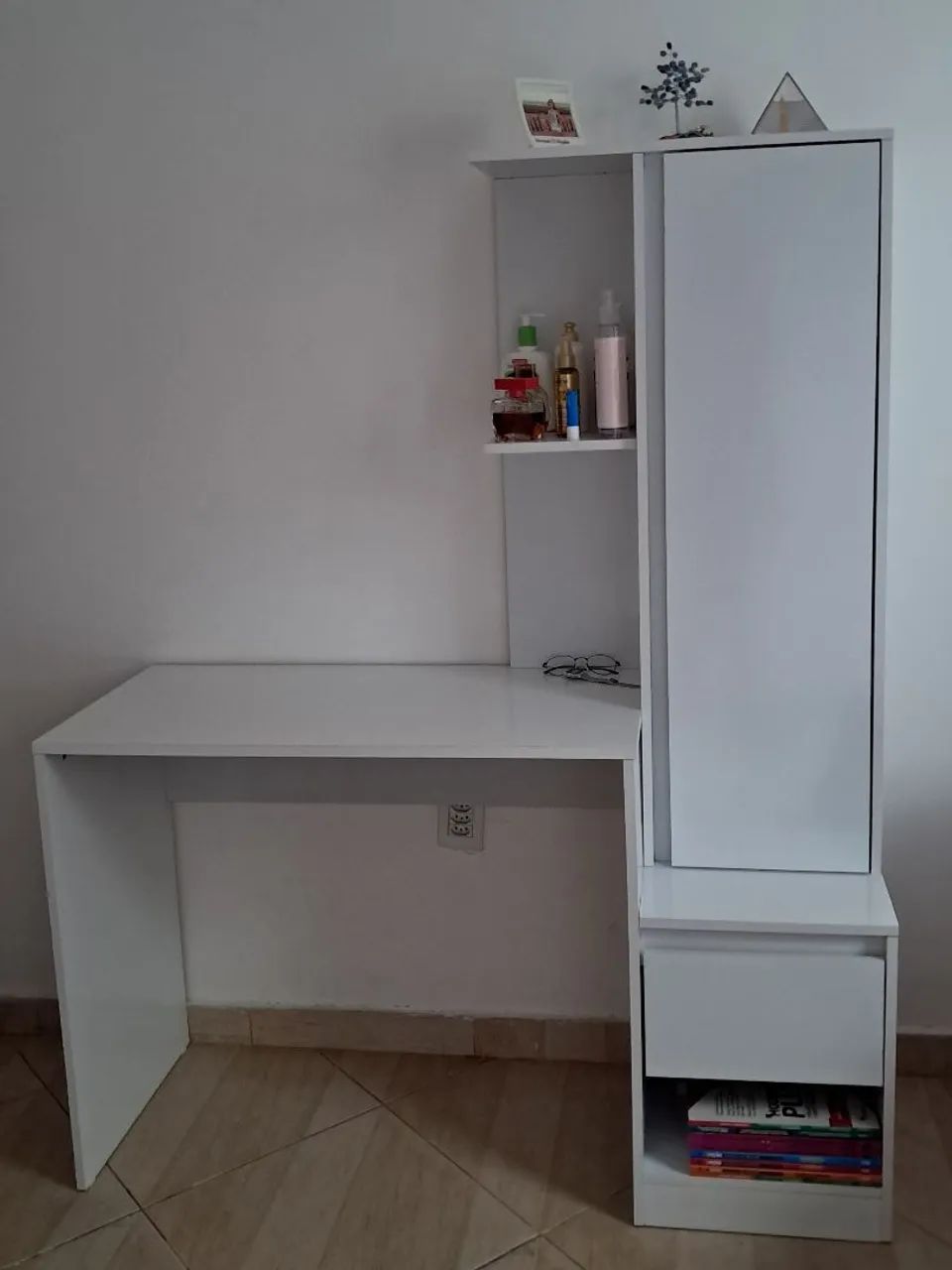 Escrivaninha 64374839241729120