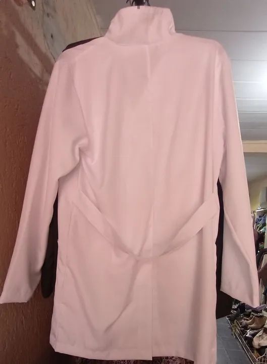 Jaleco Longo C/ Manga Longa Avental 3 Bolsos Branco Tam: G  - Foto 2