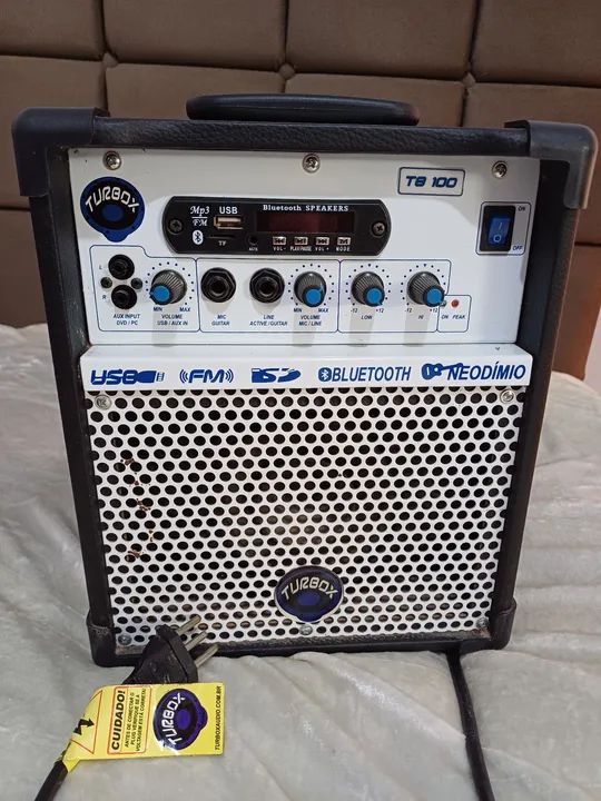 Caixa de Som Turbox TB100 Bluetooth USB FM