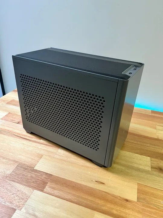 Cooler Master NR200P Max ITX