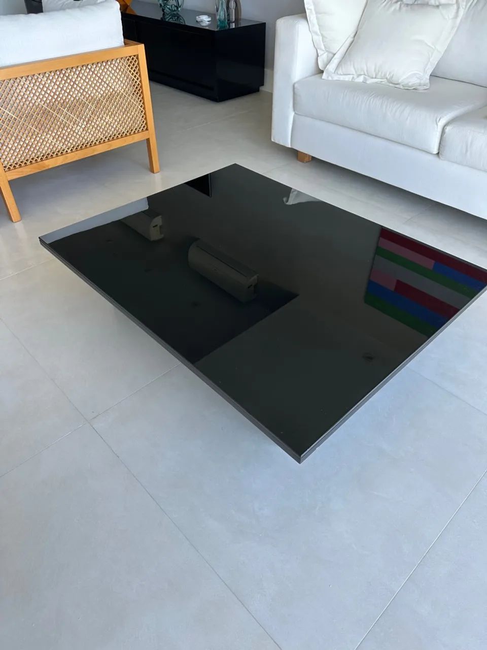 Mesa de Centro Moderna em  madeira e vidro Preto - Foto 2