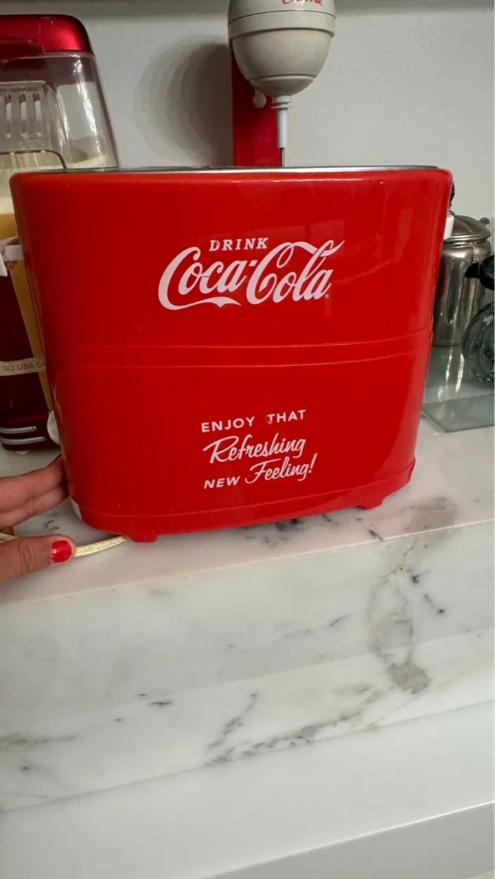 Máquina de fazer cachorro quente da Coca cola 