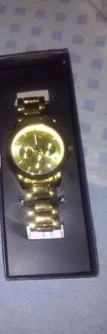 Relógio de pulso dourado Avon muito novo - Foto 2