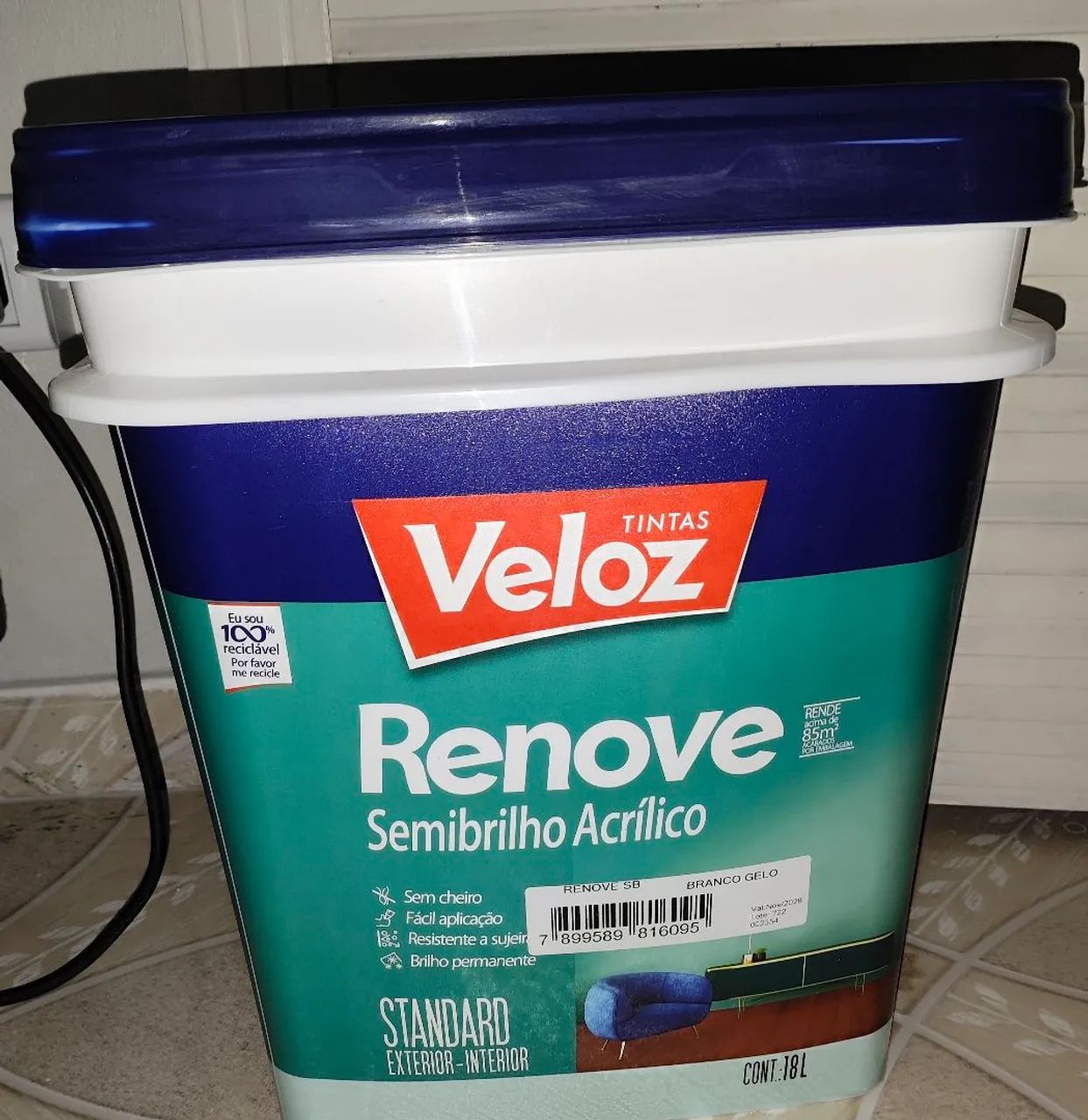 Latão 18L Tinta Renove Semibrilho Acrílico (Veloz) - Branco Gelo