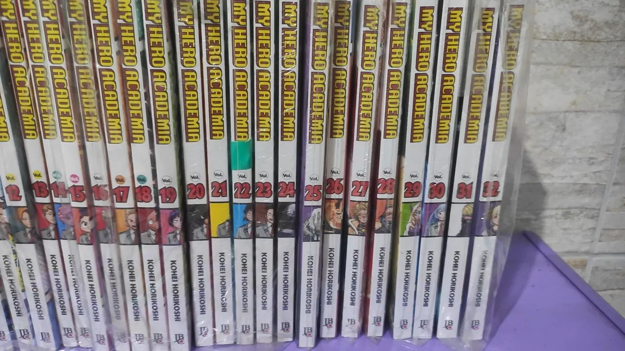 Mangá My Hero Academia/ Boku no Hero - Coleção do 1 ao 32 - Foto 4