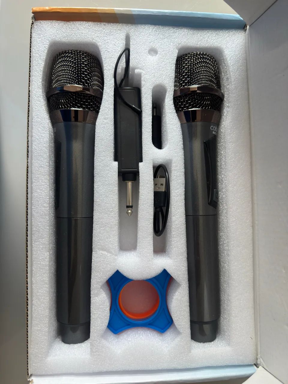 Kit Microfones Coibeu sem fio profissional universal  - Foto 5