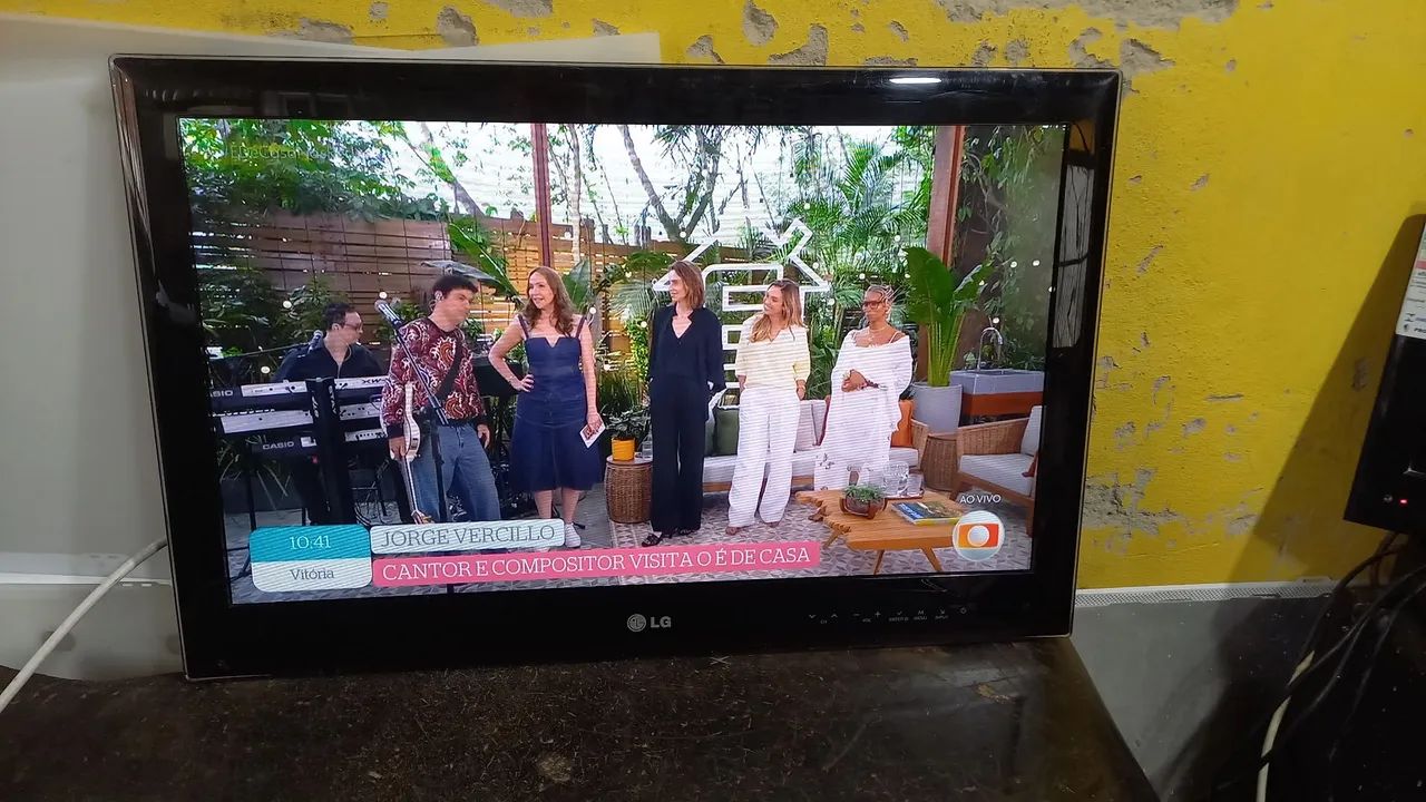 Tv lg 26 polegadas não smart sem a base 