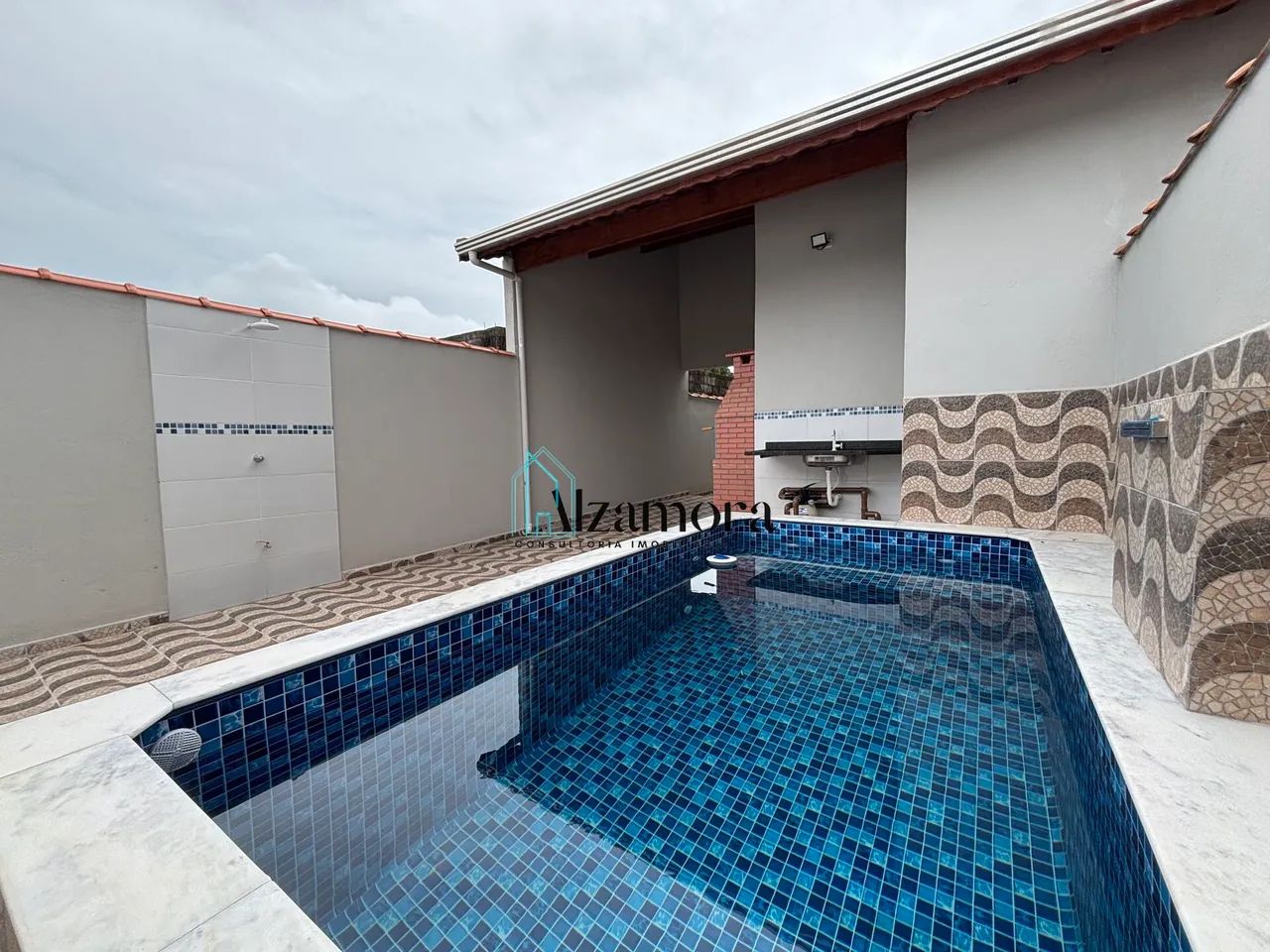 Casa Nova com Piscina em Itanhaém- SP